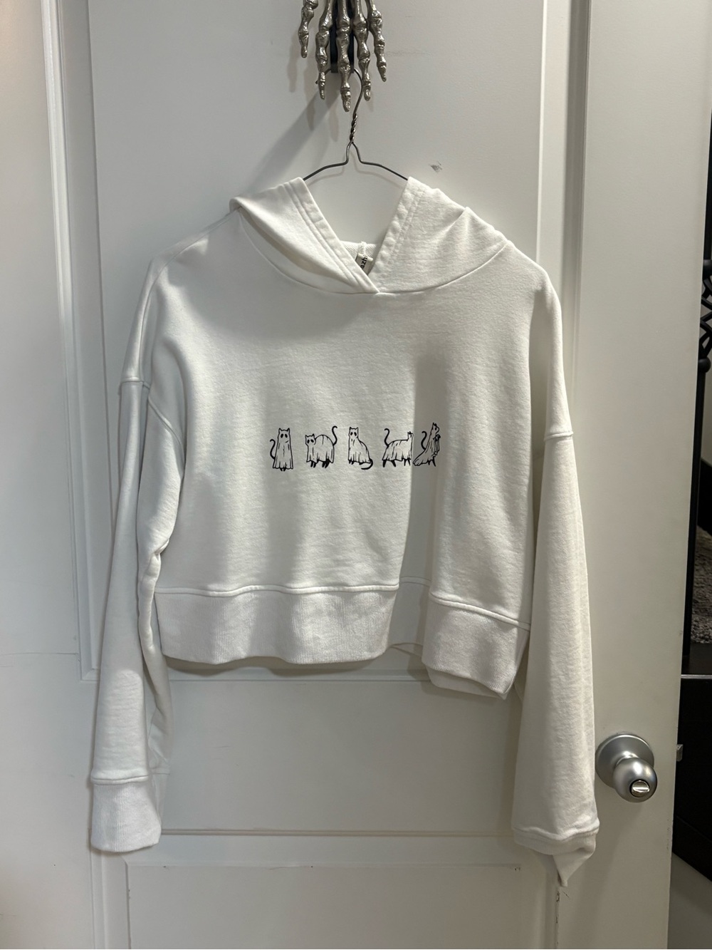 👻 Cropped White Cat Ghosts Hoodie | Size L | Kawaii Minimalist